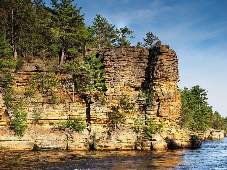Rock bluffs in Wisconsin Dells