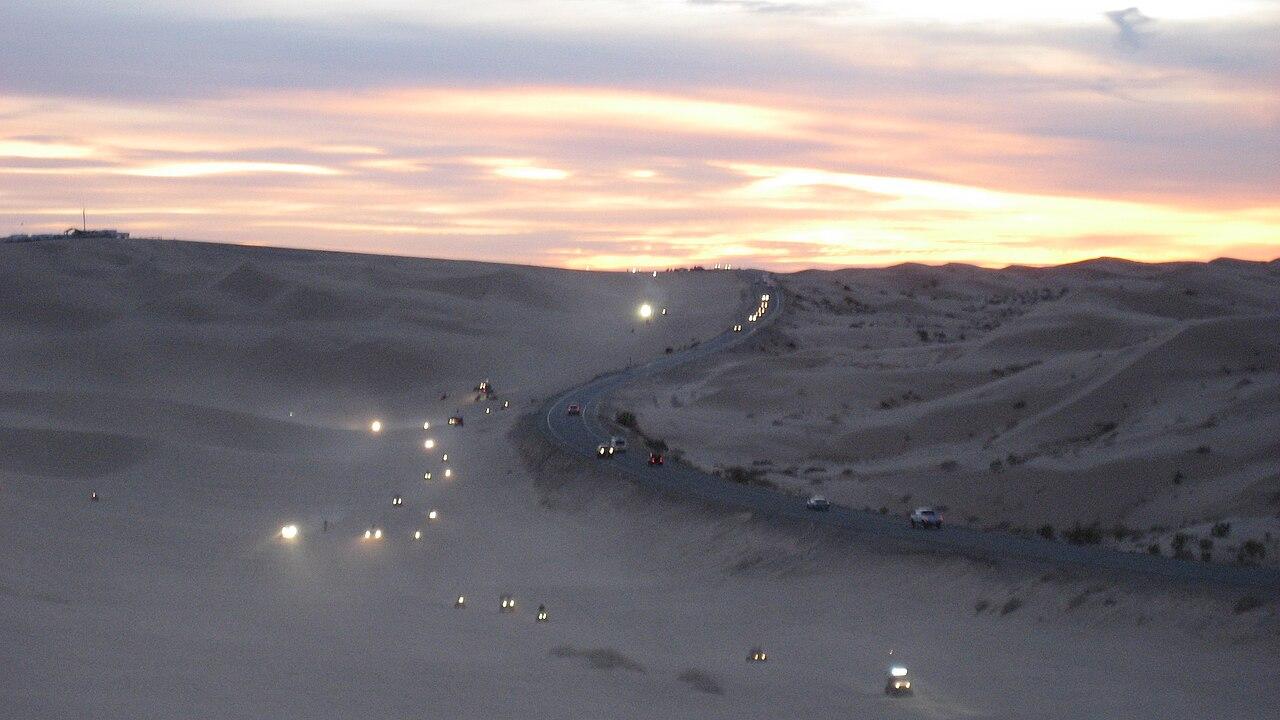 Traffic on The Dunes