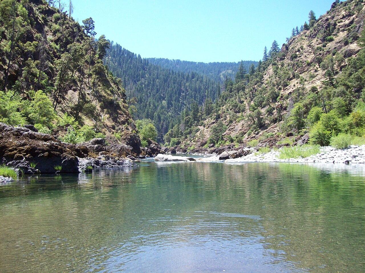 A scene along the Illinois River in Oregon, at very low water