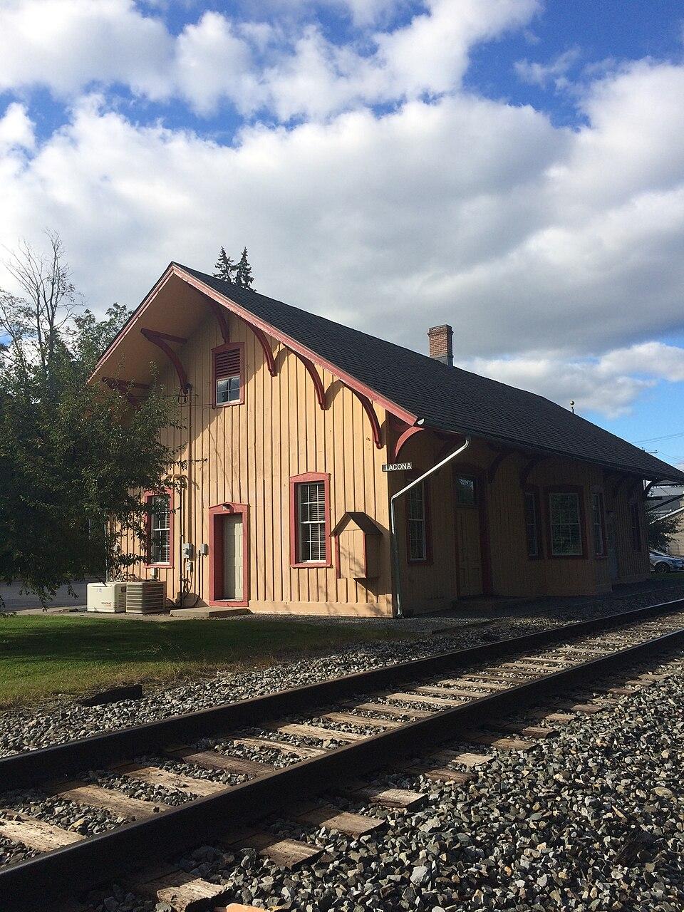 Lacona Depot
