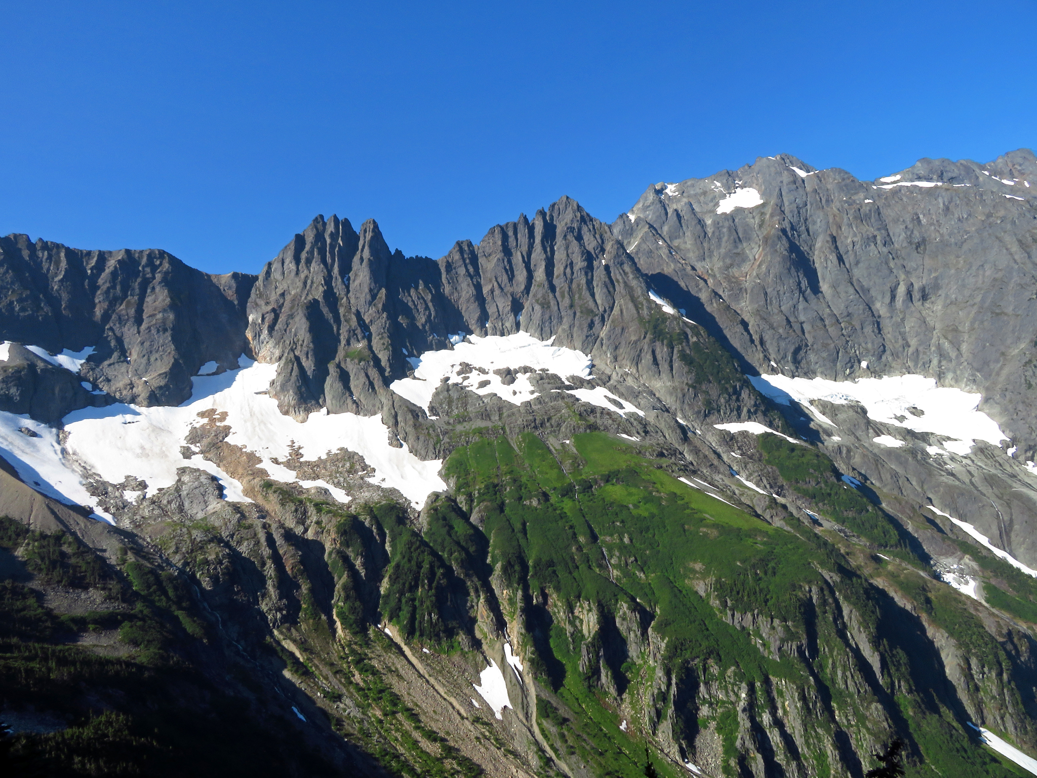 Johannesburg Mountain and Cascade Pass in North Cascades National Park