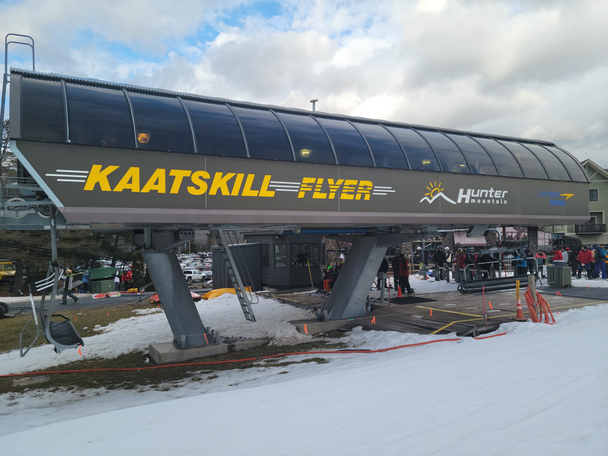 Kaatskill Flyer is a 6 person chairlift at Hunter Mountain Resort ski area in Hunter, NY, USA.