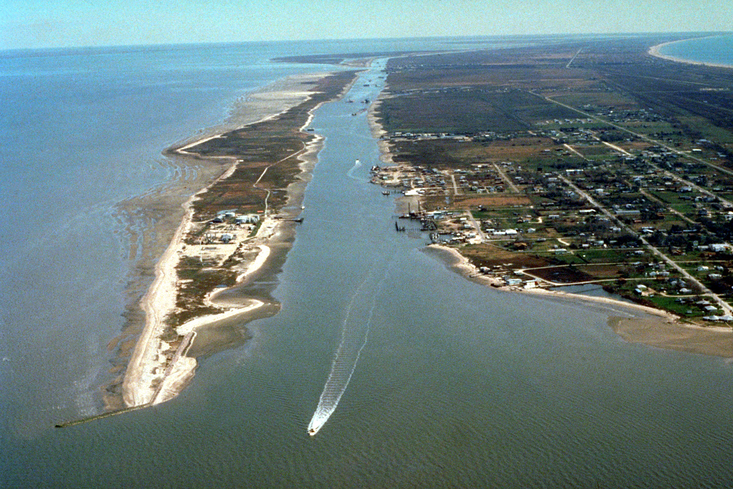 Bolivar Peninsula & Galveston Bay landscape and visitor setting