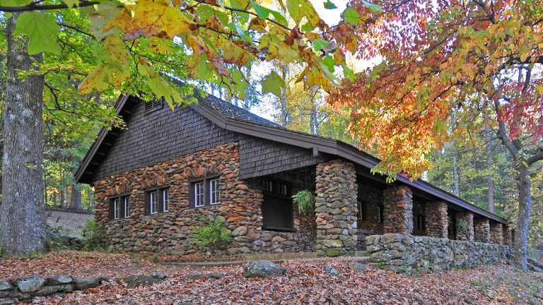 Outdoor scenery at Paris Mountain State Park